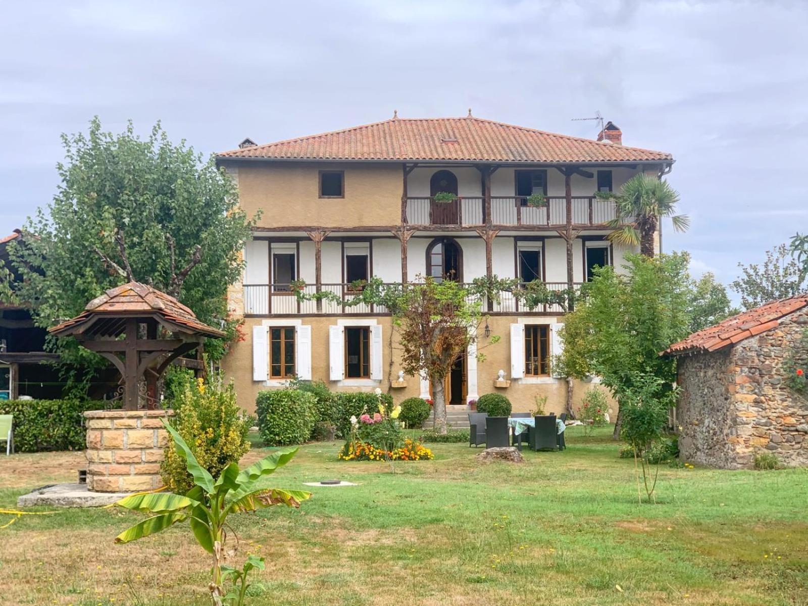 La Maison D'Amalaurille 圣戈当 外观 照片